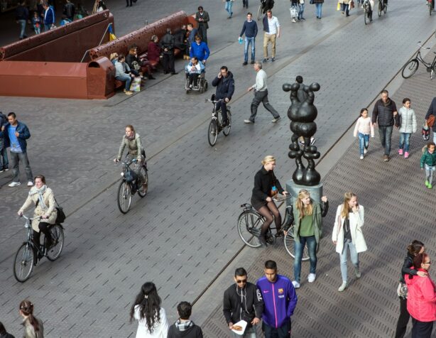 fietsers in de Grote Marktstraat